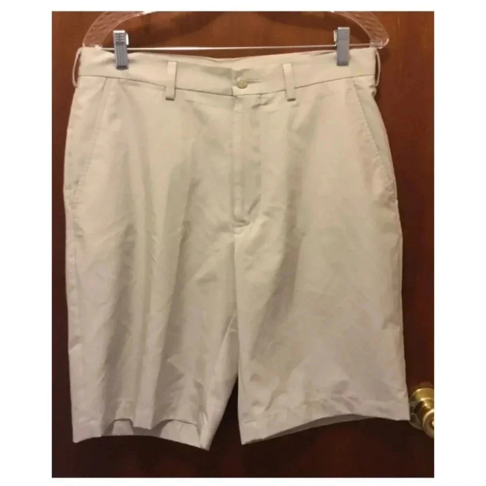 Men PGA TOUR light Khaki Beige Flat Front Polyester Golf Shorts Sz 32 EUC